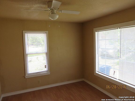 3rd image of 2426 NW 36th St