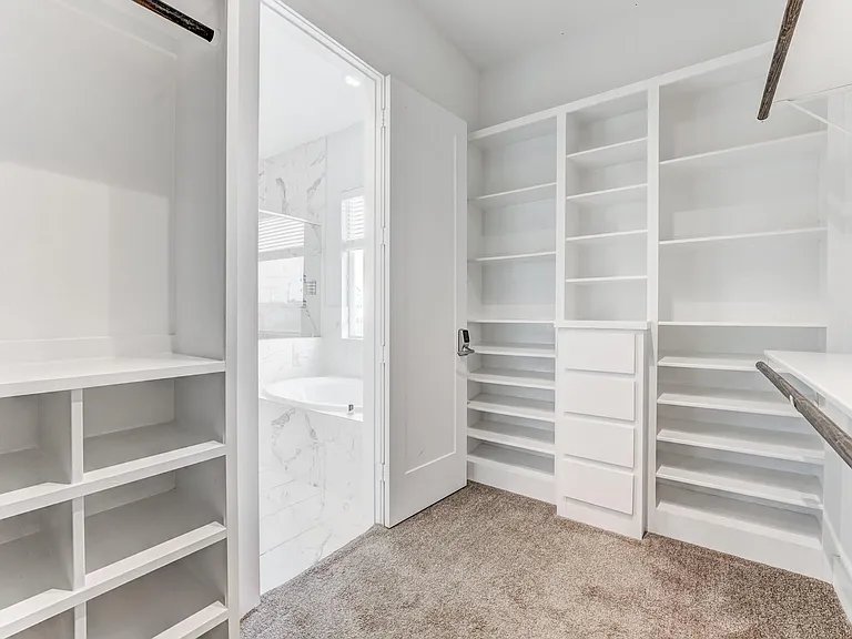 8409 Hempstead Rd #A — Photo 31