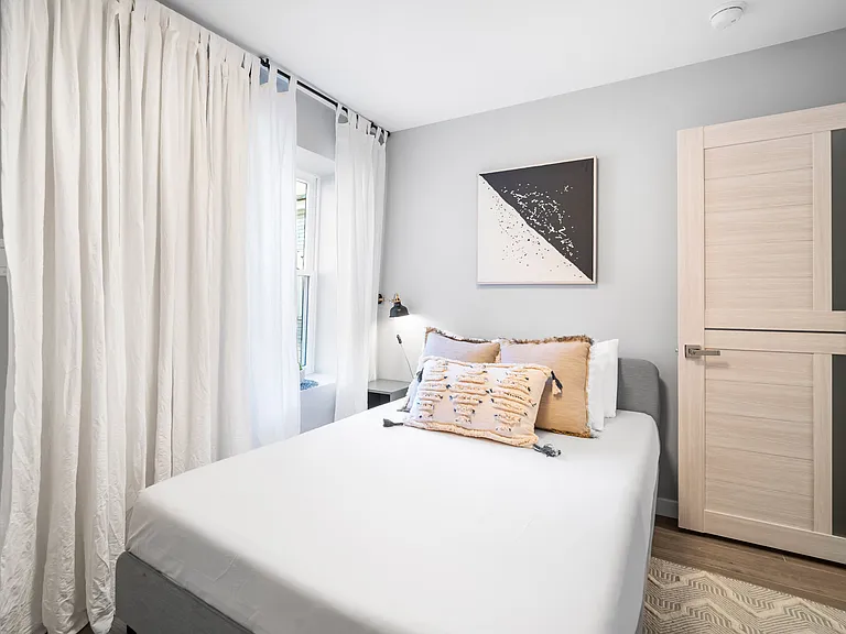 21 N Albany Ave #3 — Photo 11