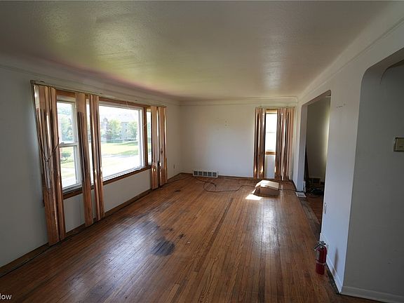 4th image of 13306 Cranwood Dr