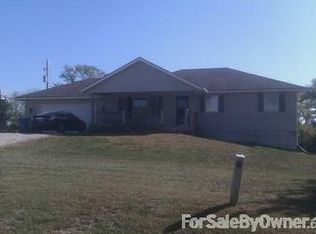 2887 39th St, Topeka, KS 66617