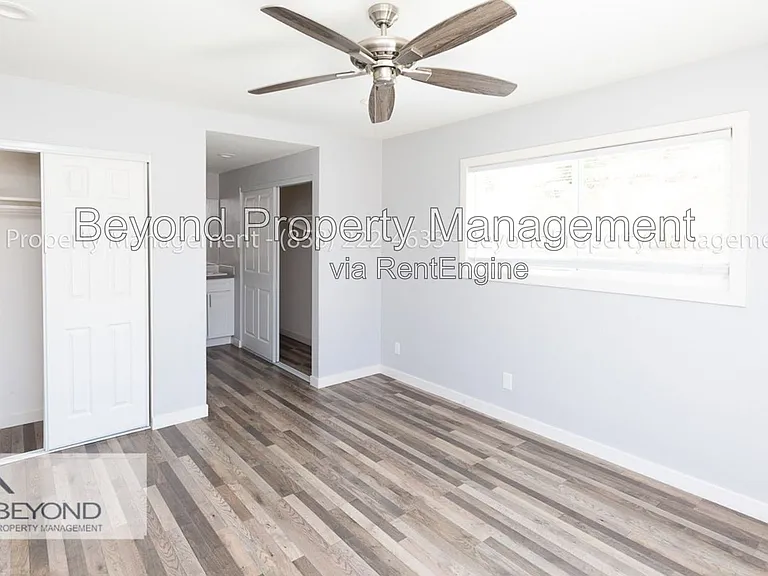 5313 Vickie Dr — Photo 13