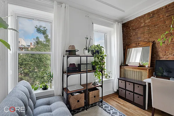 Rented by CORE | media 2