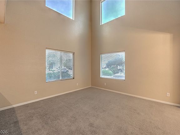 5th image of 2687 Bothwell Pl