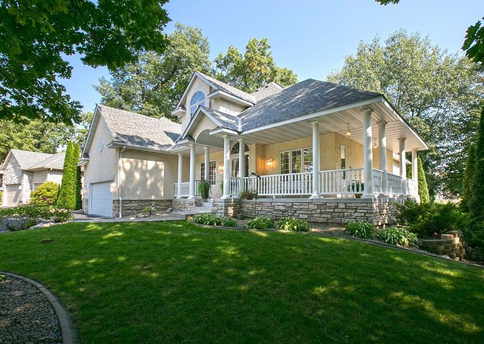 1st image of 11242 Hidden Oaks Ct N