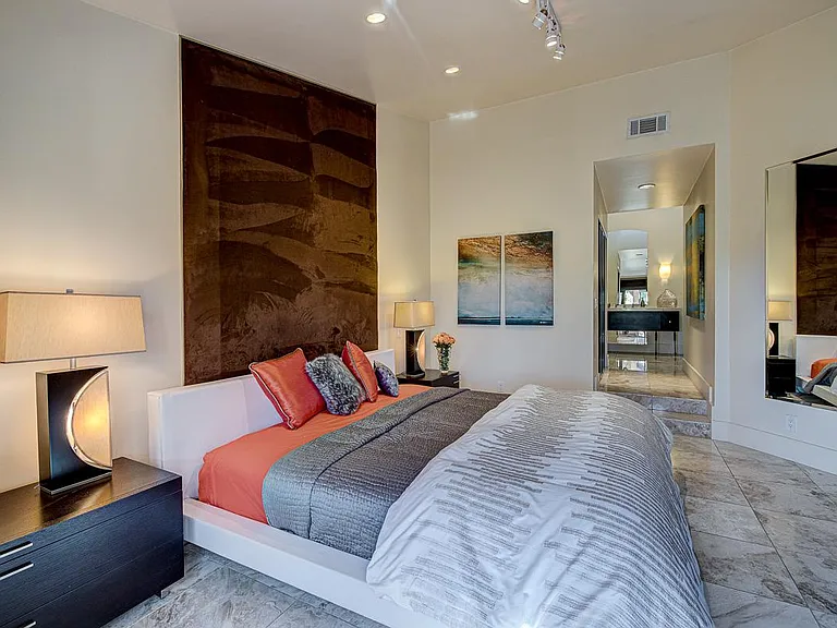 7277 Mission Hills Dr — Photo 22