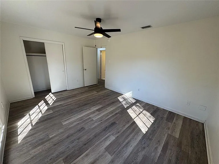 1728 Tew Dr — Photo 8