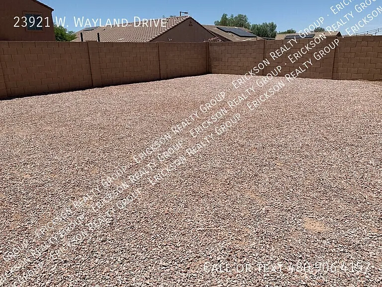 23921 W Wayland Dr — Photo 30