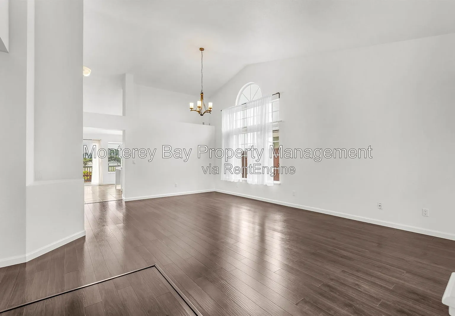 3 bed, 2.0 bath, 1736 sqft, $4,200 — Photo 3