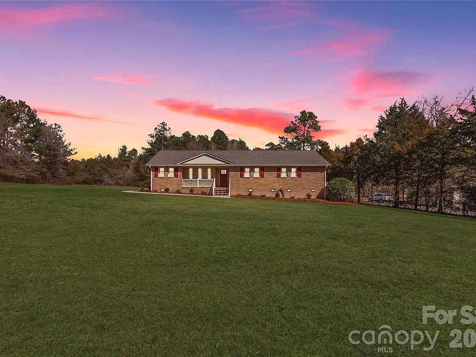 1st image of 3879 Flat Creek Rd