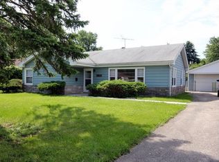 6837 W 112th Pl, Worth, IL