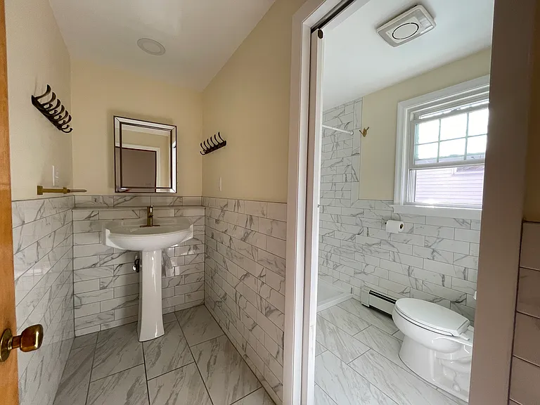 85 Langley Rd — Photo 7