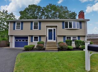 129 Hanscom Ave, Reading, MA 01867