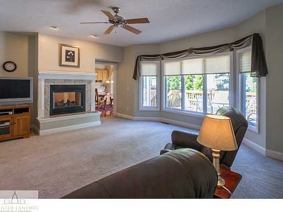 3rd image of 6585 E White Clover Dr