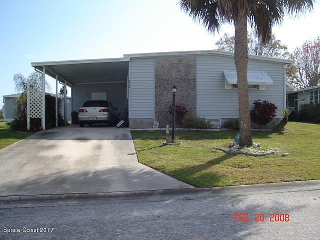 1st image of 610 Oleander Cir