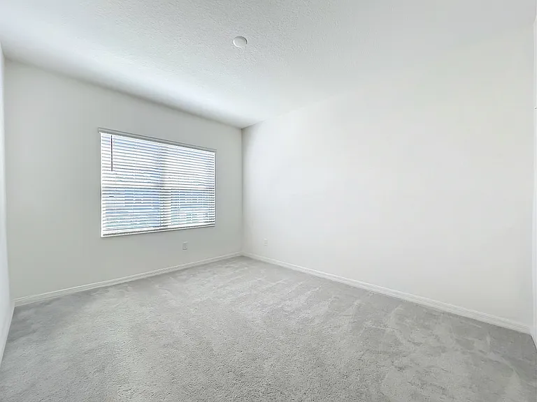 7025 Twilight Bay Dr — Photo 18