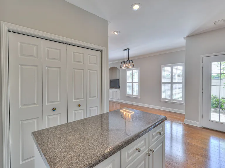 2111 Gold Valley Dr — Photo 13