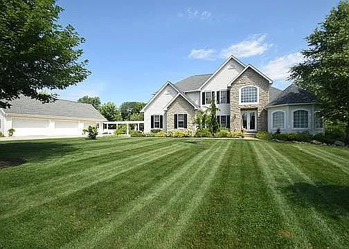 8301 Oxbow Rd photo 1