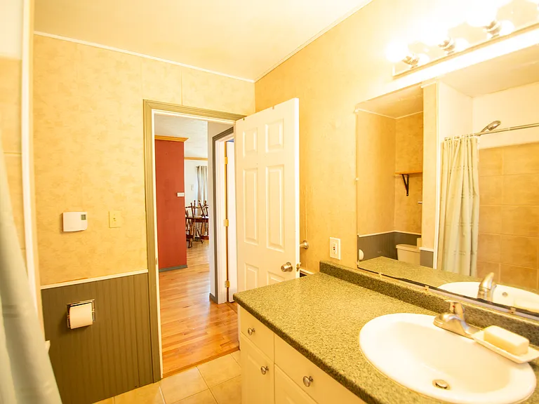 1281 E Anderson Rd — Photo 30