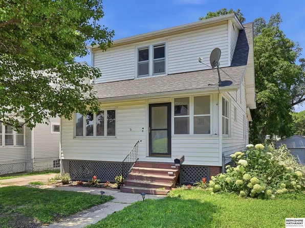 2352 S 35th Ave, Omaha, NE 68105