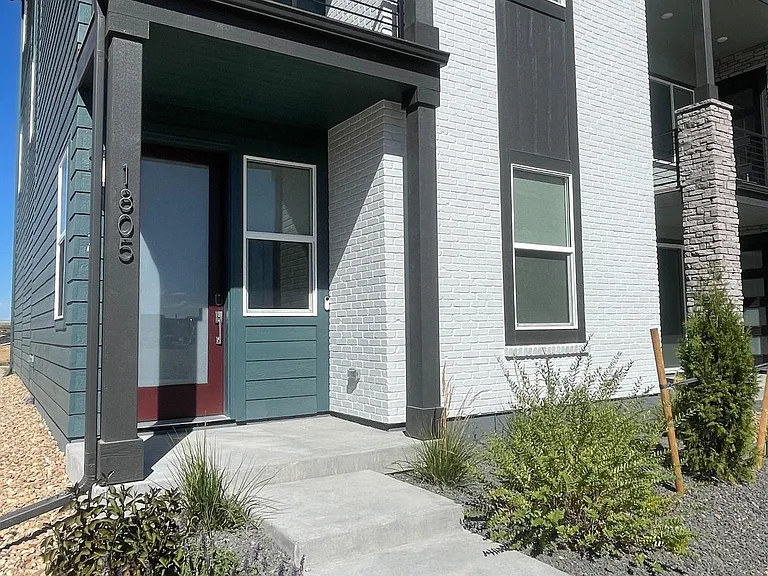 1805 W 166th Ave — Photo 3