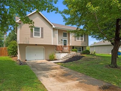 33242 W 88th Ter, De Soto, KS, 66018