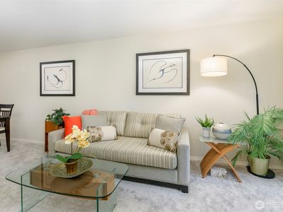 710 N 160TH Street #B204, Shoreline, WA, 98133