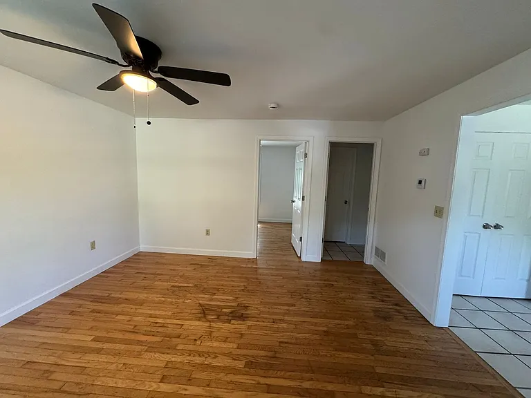 507 Banks Ave — Photo 3