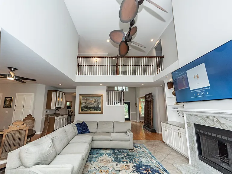 2105 Williams Veneer Ct — Photo 19