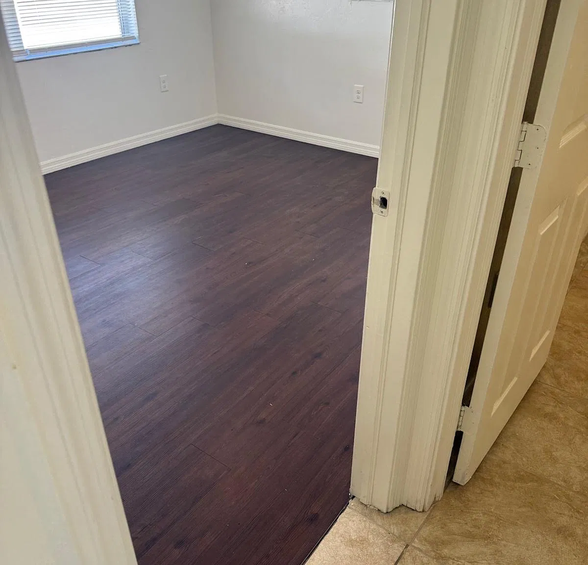 3 bed, 950 sqft, $1,500 — Photo 3