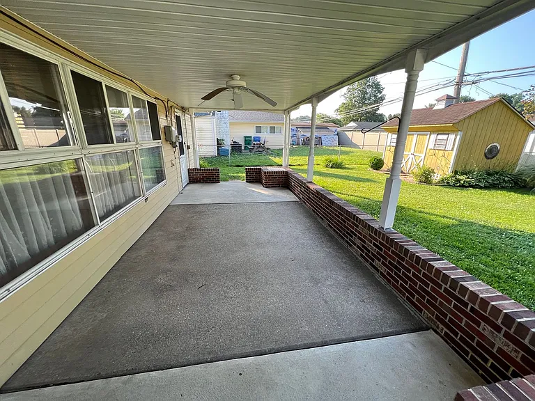 24 Indian Park Rd — Photo 1