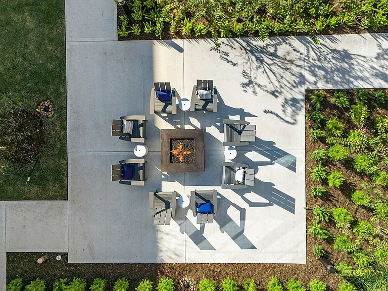 Outdoor Firepit
