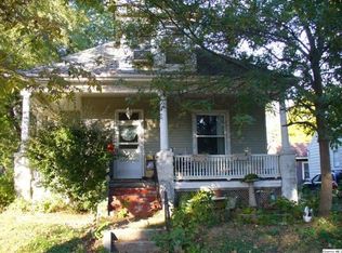 1105 N 12th St, Quincy, IL 62301