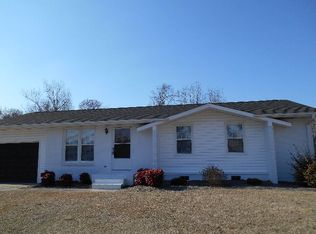 2454 Tammy Dr, Kinston, NC 28504