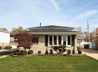 11027 Austin Ave, Chicago Ridge, IL 60415