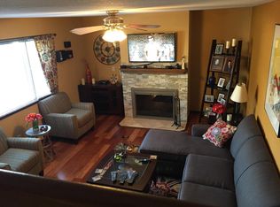 16262 W Coachlight Dr, New Berlin, WI 53151