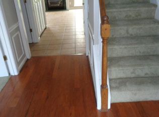 16 Snowberry Ln, Riverside, NJ 08075