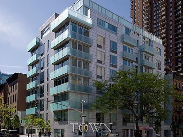 1st image of 464 W 44th St APT 7G
