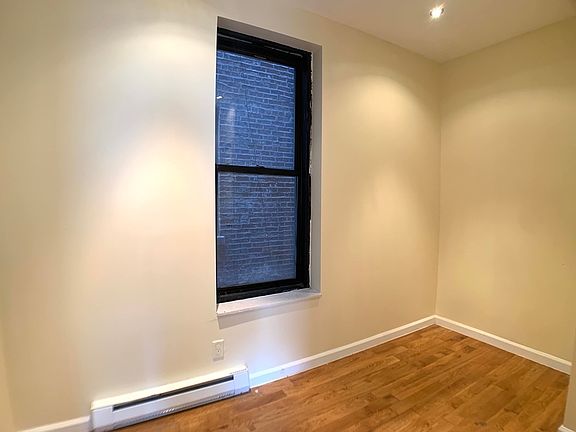 5th image of 932 Amsterdam Ave #4RR