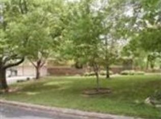 953 Huntington Rd, Emporia, KS 66801