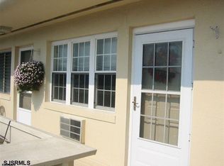 9507 Pacific Ave, Margate, NJ 08402