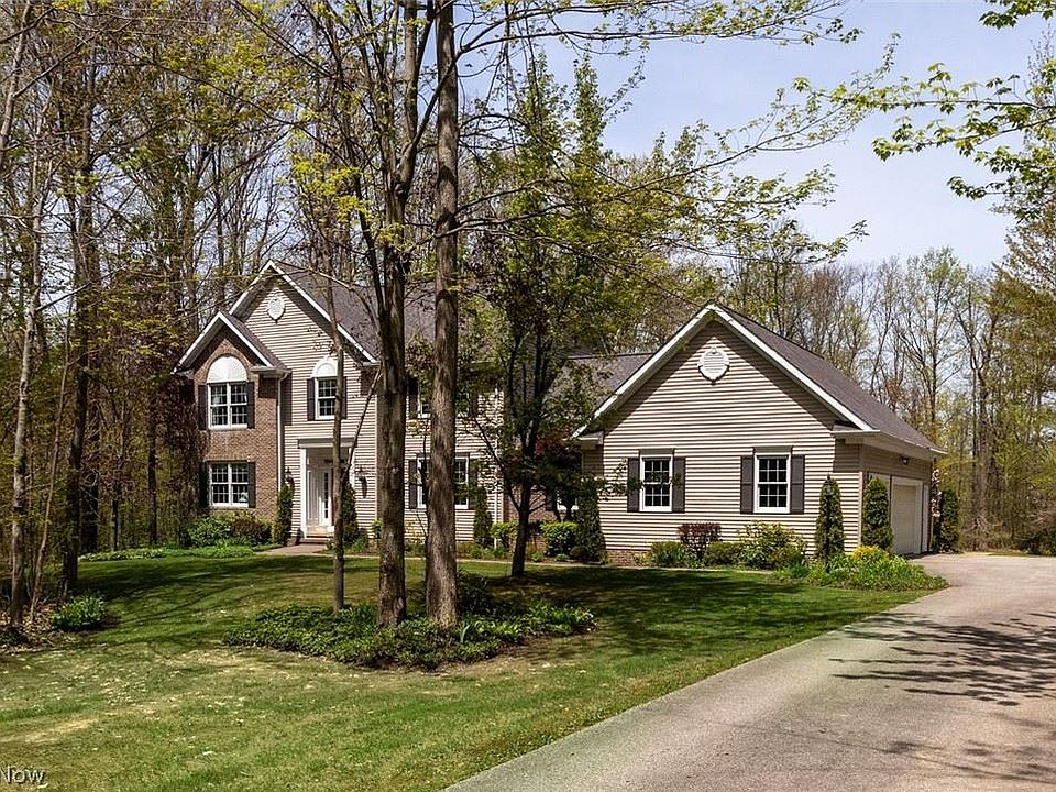 1st image of 11740 Pinehurst Dr