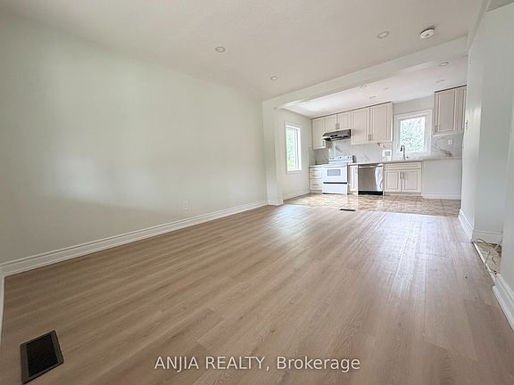 4th image of 77 Nash Dr
