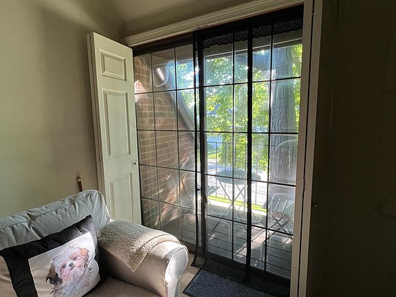 Entrance to balcony 1 of 2