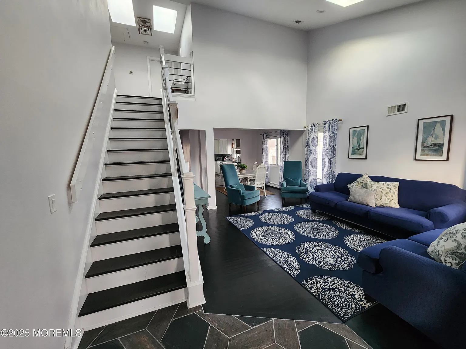 4 bed, 3.5 bath, 2027 sqft, $7,500 — Photo 2