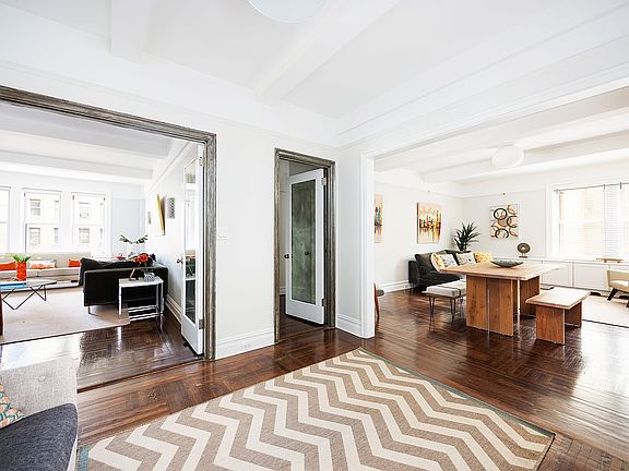 3rd image of 50 W 96th St APT 6A