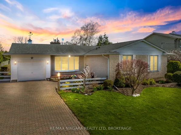 10 Kings Grant Rd, Saint Catharines, ON L2N 2R8
