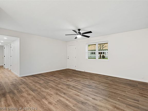 4th image of 502 N 12th St