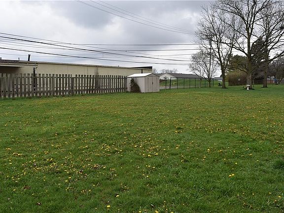 4th image of 1717 Dubois Dr