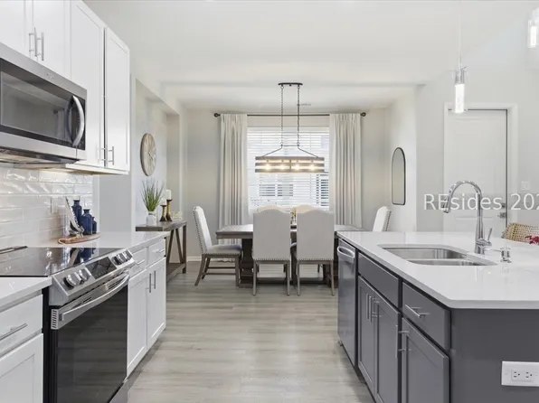 108 Seaplane Dr, Hardeeville, SC 29927